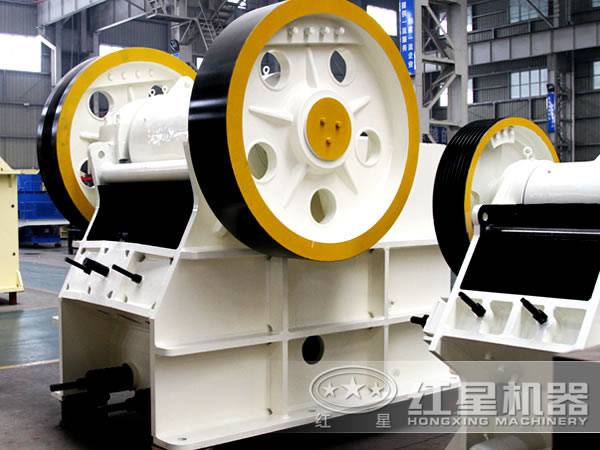 顎式破碎機(jī)